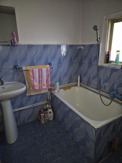 Casa batraneasca, la tara, 3646 mp, Jud. Valcea - 1