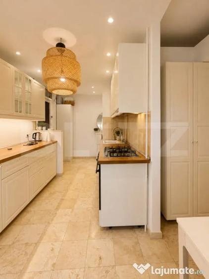 Apartament cu 3 camere decomandat în Punctele Cardinale