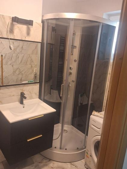 Inchiriez apartament cu doua camere decomandat - 2