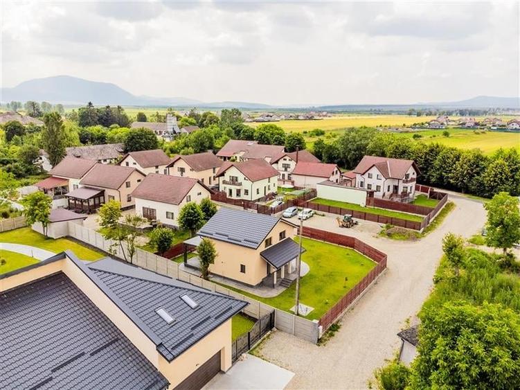 Vila noua in cartier rezidential, areal apreciabil, Halchiu, Brasov - 17