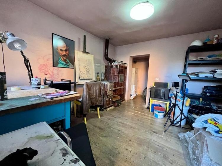 Casă cu 6 camere în Moșnița Veche - 27