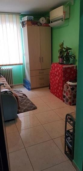 Garsonieră decomandată în Take Ionescu