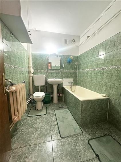 Casa din Caramida S+P+1E, 10 camere, Faleza Nord - 9