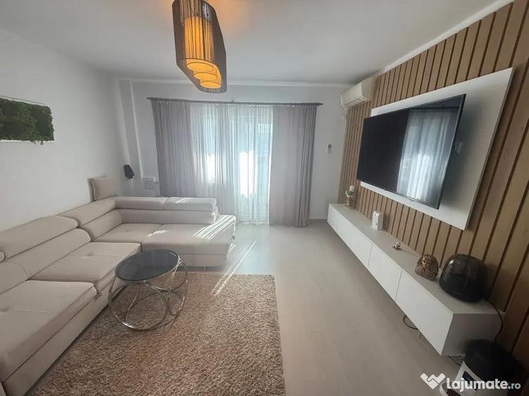 Apartament 2 camere decomandat loc parcare inclus PROPRIETAR Deleni - 4