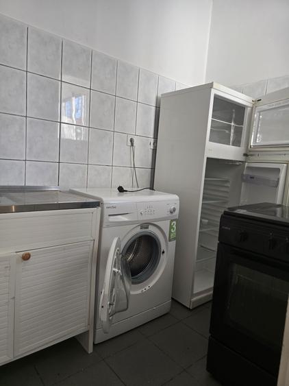 Ocazie!! Garsoniera confort 1  Circumvalațiunii langa Piata 700 etaj 1 mobilat - 1