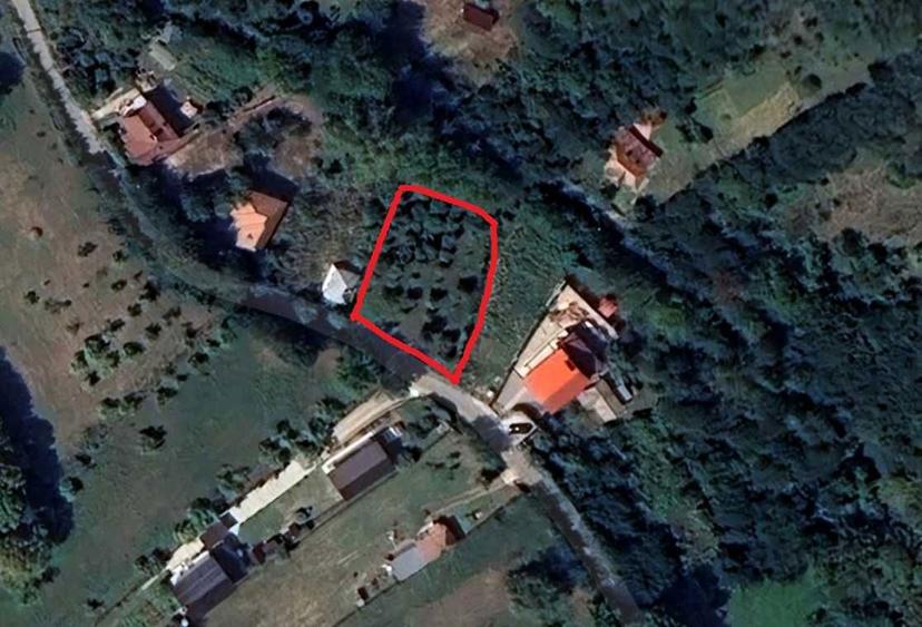 Teren intravilan de vanzare - 982 mp - Fedelesoiu - 1