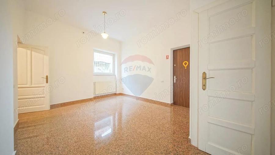 COMISION 0% - Spatiu Comercial de inchiriat - Bulevardul 15 Noiembrie - 12