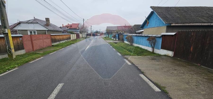 Casă bătrânească + teren 1581 mp în sat Holt, comuna Letea Veche - 4