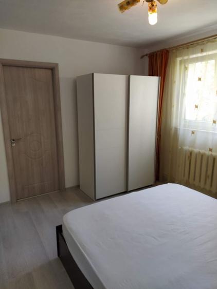Apartament cu 2 camere decomandat în Gară