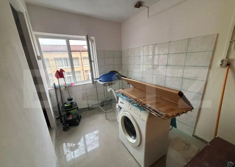 Garsoniera renovata, 17.77 mp, zona Dancu - 1