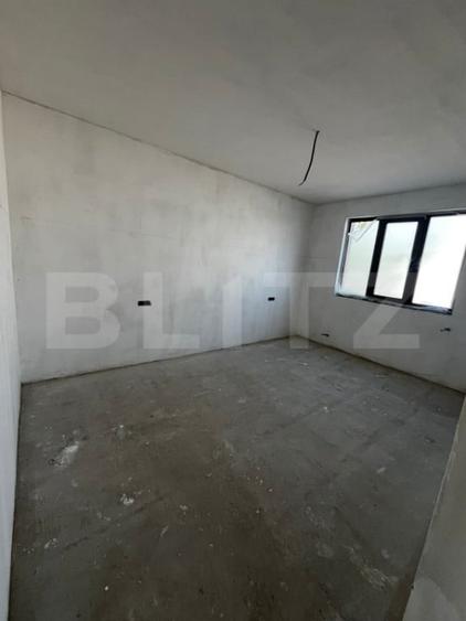 Casa de vanzare, 500 mp, zona Sendreni - 8