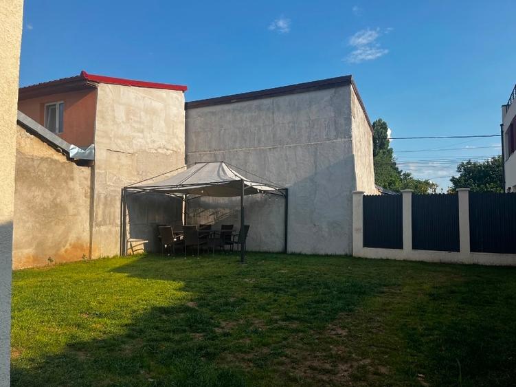 Duplex cu 4 camere cu Canalizare în Rahova