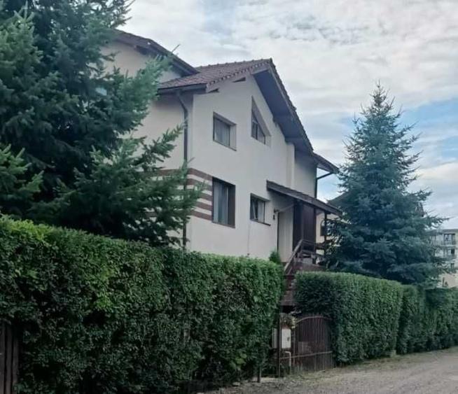 Casă cu 2 camere în Albești