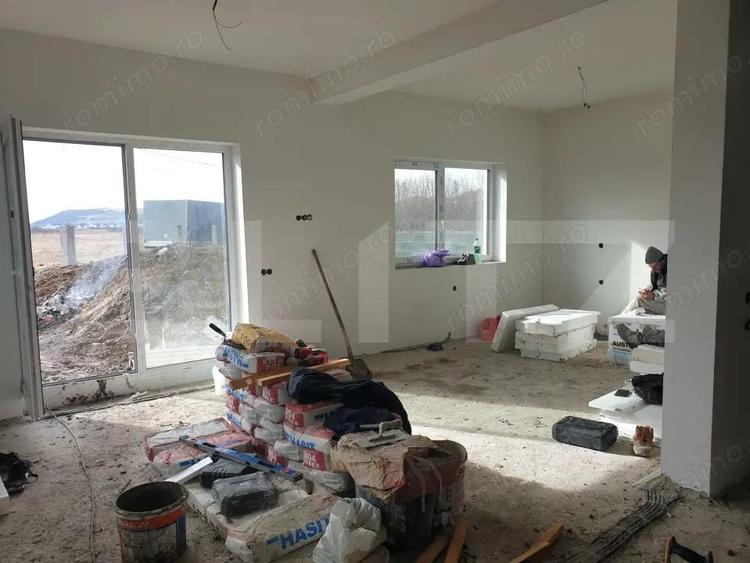 Casa individuala de vanzare in jucul de mijloc P+E - 2