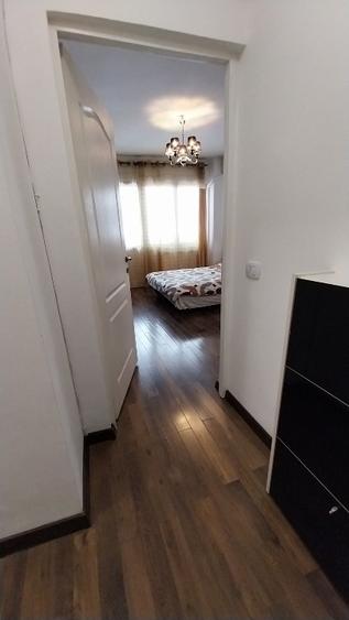 Garsonieră la intrarea parcului Cișmigiu - 7