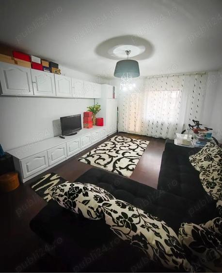 Apartament de vanzare - 3