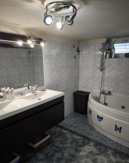 Casa curte zona Bucure?tii Noi/Bazilescu - 14