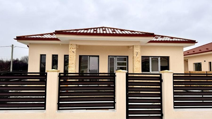 Vand vila, Constructie noua, pe parter in Stefanesti, Valea Mare - 4