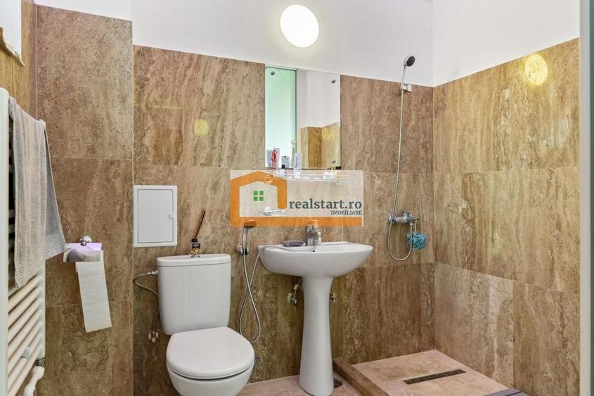 Pta Romana, Vedere spectaculoasa, Renovat total, inclusiv instalatii - 7