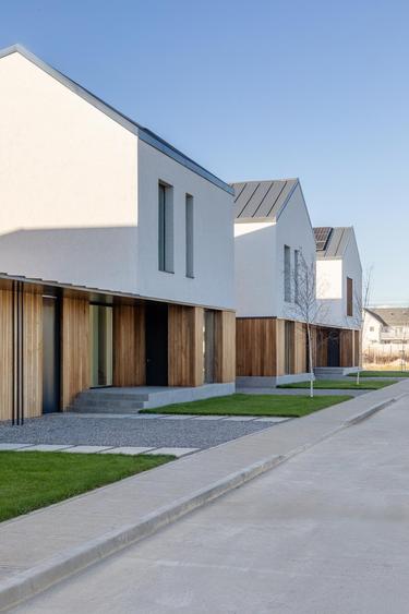 VILA 4 CAMERE P+1 - 182MP - TUNARI - COMISION 0% - 1