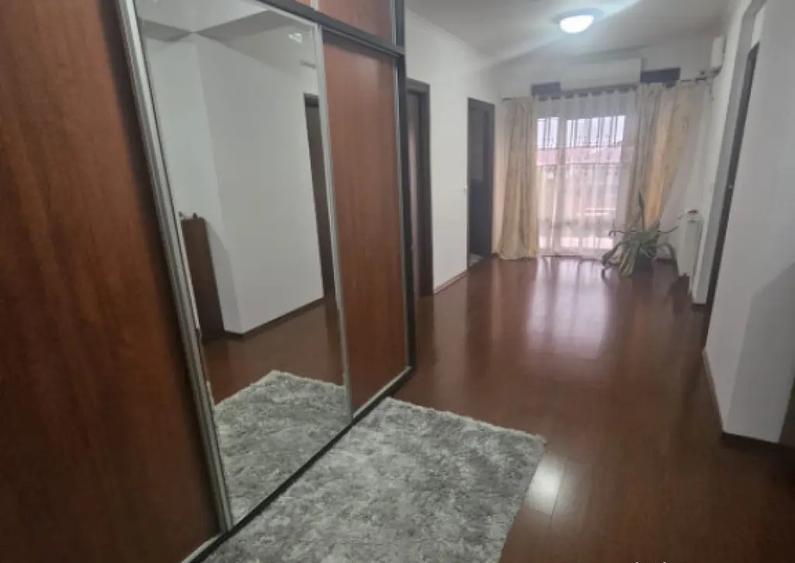 Casa ,zona Ford, suprafata utila 360 mp,teren 518 mp POSIBIL - 12