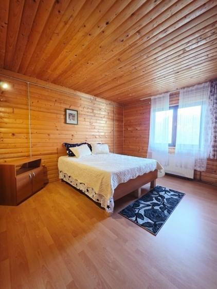 Pensiune/Cabana/Investitie de vanzare Moieciu de Jos Brasov - 2