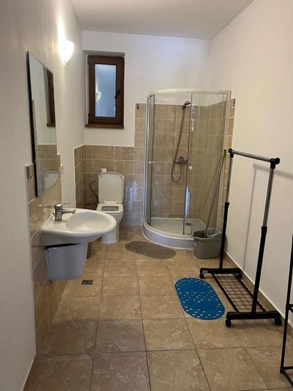 Inchiriez garsoniera in vila organizata precum o pensiune ! - 5