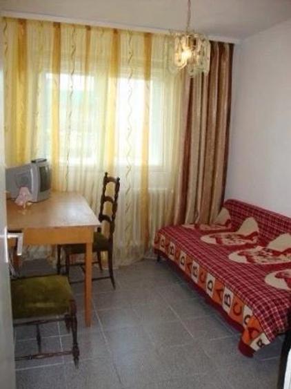 4 camere bloc complet renovat 2025 - 1