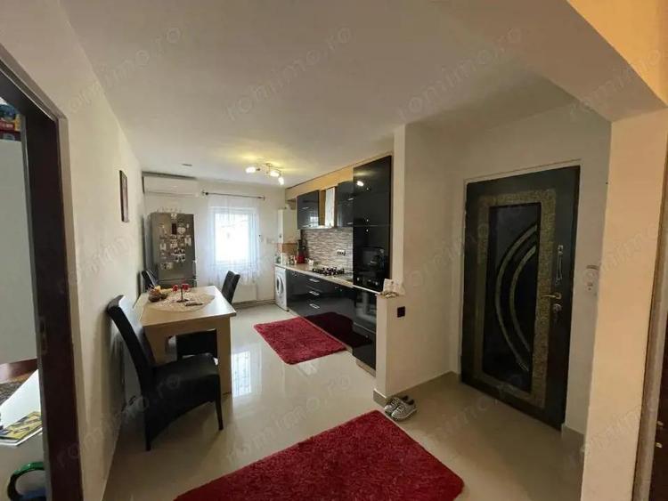 Apartament de vanzare cu 3 camere, 69 mp, zona Salajanca - 9