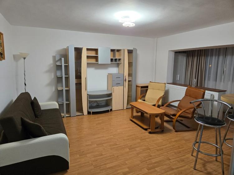 Proprietar inchiriez apartament  Mall Vitan - 6