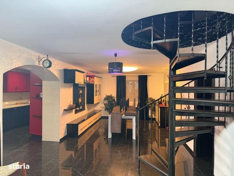 Casa 240 mp utili, 5000 mp teren + afacere la cheie, restaurant, zona - 10