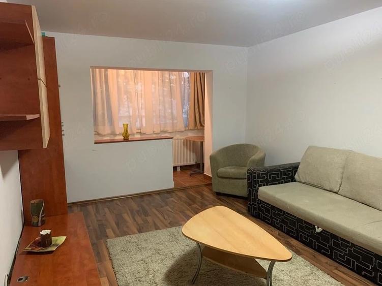 Inchiriere apartament 3 camere decomandat Zona Soarelui, Mare?al Ctin Prezan - 4