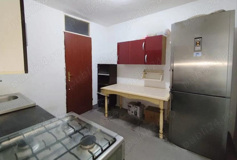 Apartament cu 2 camere decomandat în Bucur Obor