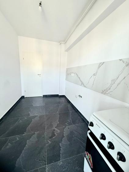 Apartament cu 2 camere decomandat în Dobroești