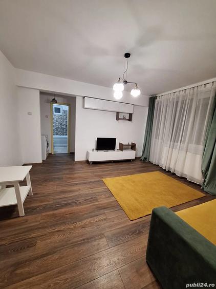 Inchiriez apartament 2 camere ultracentral - 9