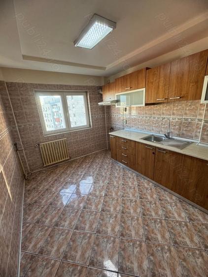 Apartament cu 3 camere semidecomandat în Moșilor - 8