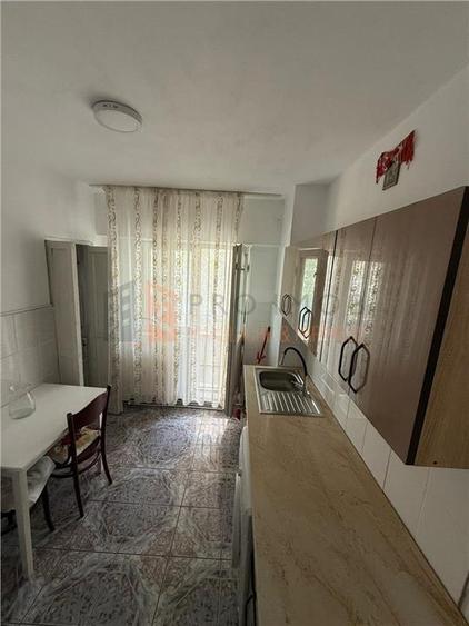 Apartament 2 camere cf.1 decomandat zona Ultracentral - 4