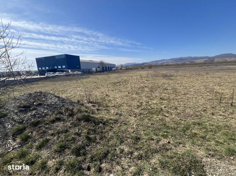 Teren Comercial Industrial - 1