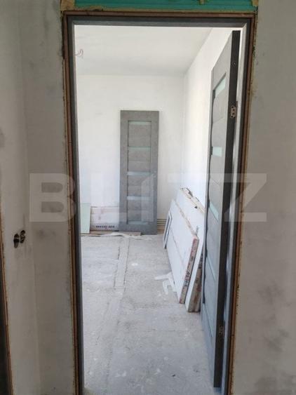 Apartament de vanzare, cu 4 camere, 85 mp, zona centrala - 6