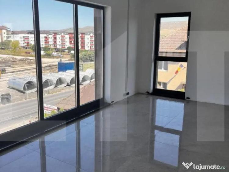 Spatiu in cladire moderna, 200 mp, acces facil, toate utilit - 6