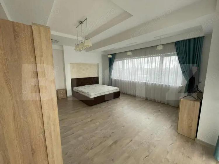 Penthouse cu 4 camere 120 mp si terasa 55 mp, zona centrala - 14