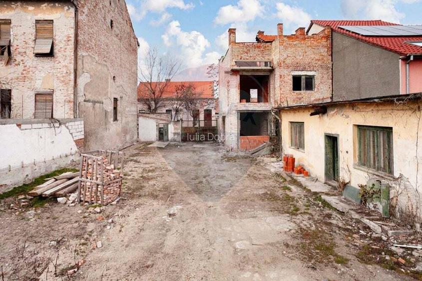 Casa + teren 786 mp strada Transilvaniei