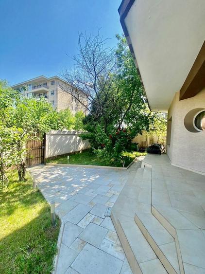 CASA INDIVIDUALA CU PISCINA METROU APARATORII PATRIEI - 4