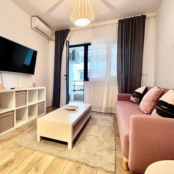 Apartament 2 camere, Lux, etaj 1, decomandat, garaj subteran, Sisesti- sector 1 - 2