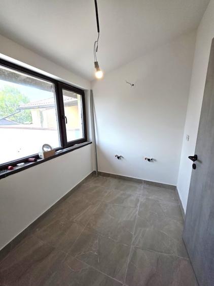 De vanzare casa in duplex-pe str Mezes in Chitila, langa Laminorului - 18