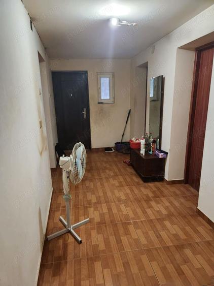 Vand casa locuibila + teren - 9