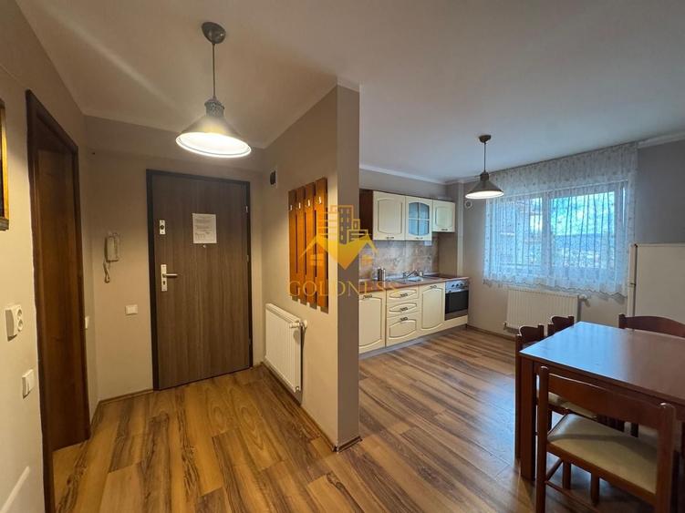 Apartament cu 2 camere semidecomandat, mobilat în Andrei Mureșanu