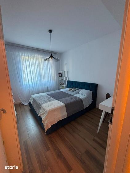 Apartament cu 3 camere în Parcul Carol