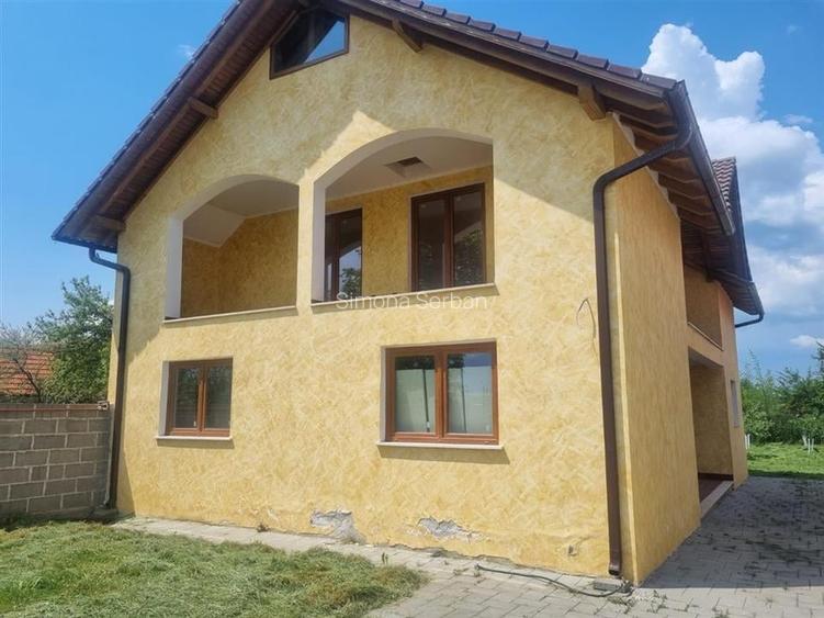 CASA  NOUA CU ETAJ IN DRAGUS