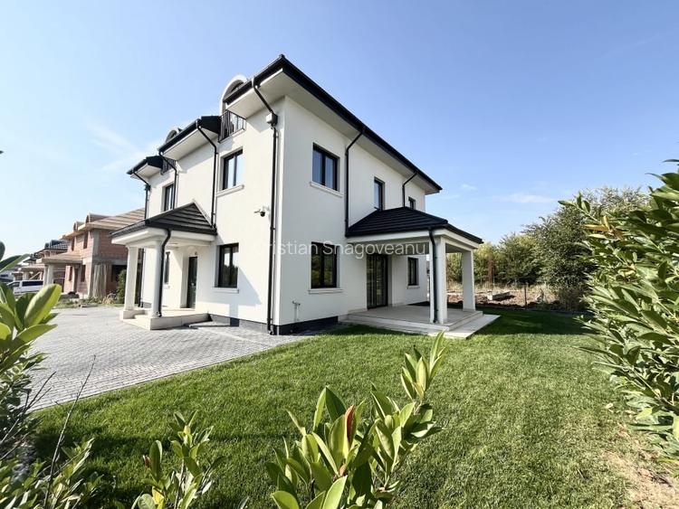 De vanzare vila individuala 9 camere mobilata si utilata Corbeanca